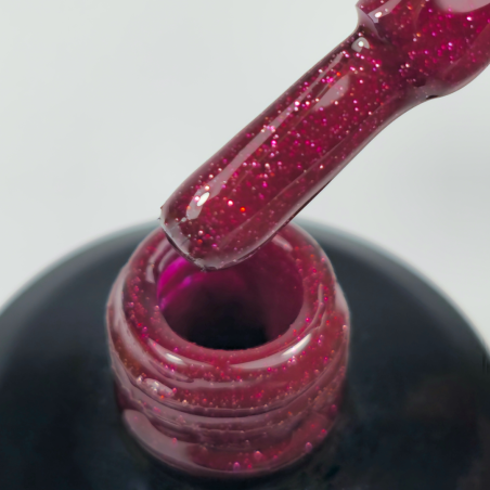 One More Sleep – Vernis Semi-Permanent UV/LED Rouge Pailleté | 15 ml