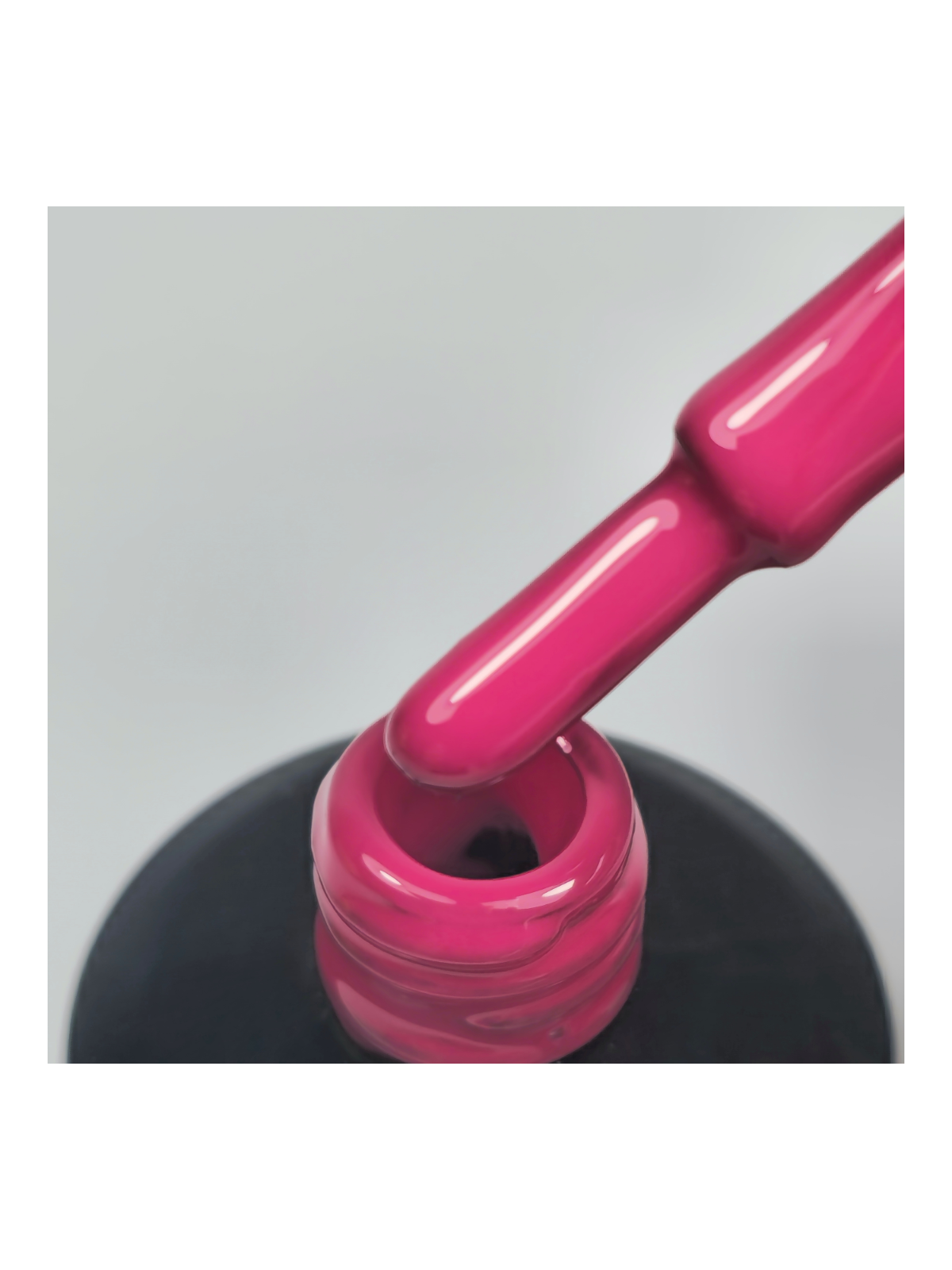 Red Hot Chili Peppers – Semi-Permanent UV/LED Pink Red Nail Polish