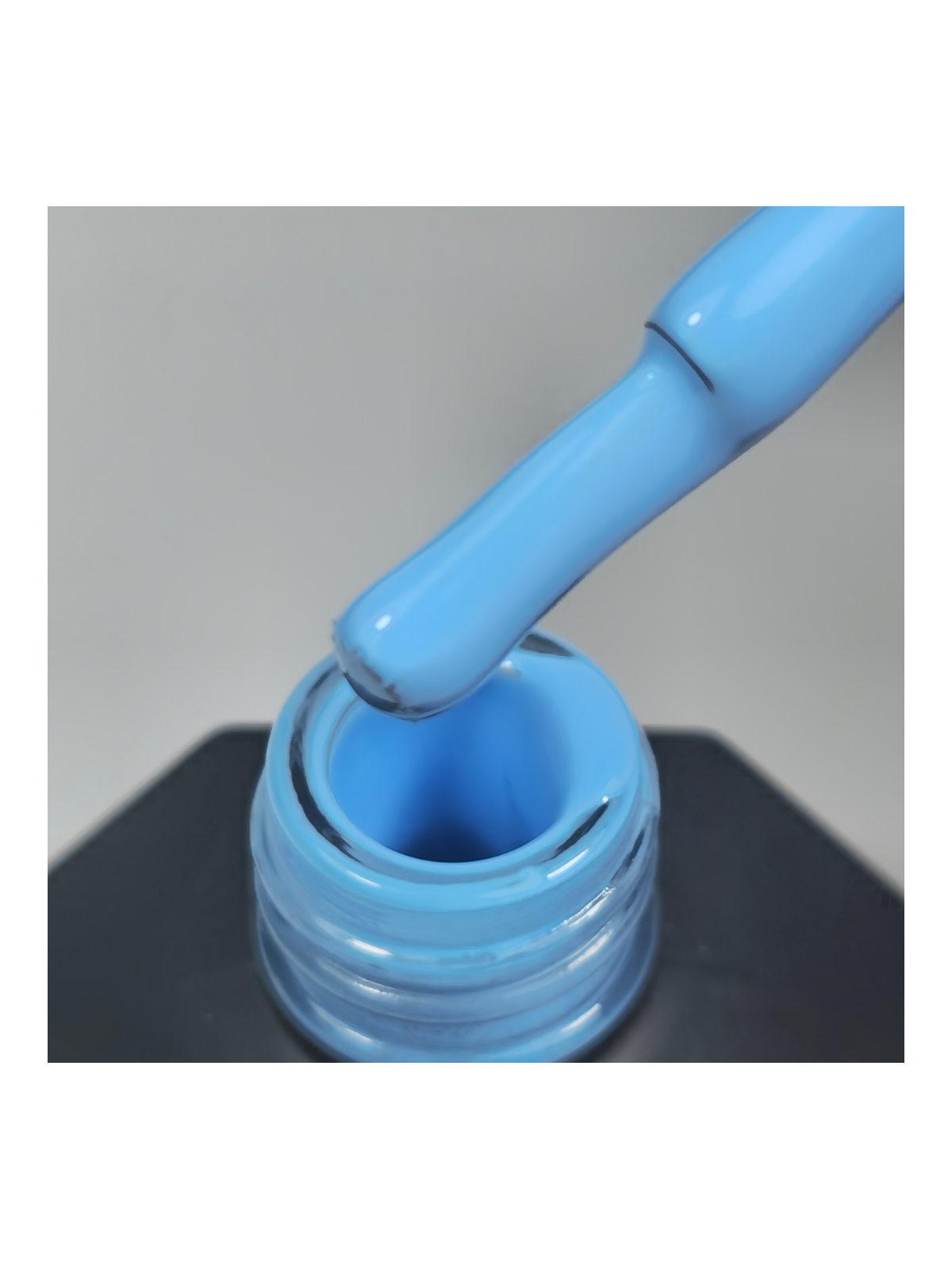Dolly Blue – Vernis Semi-Permanent UV/LED Bleu | 10 ml