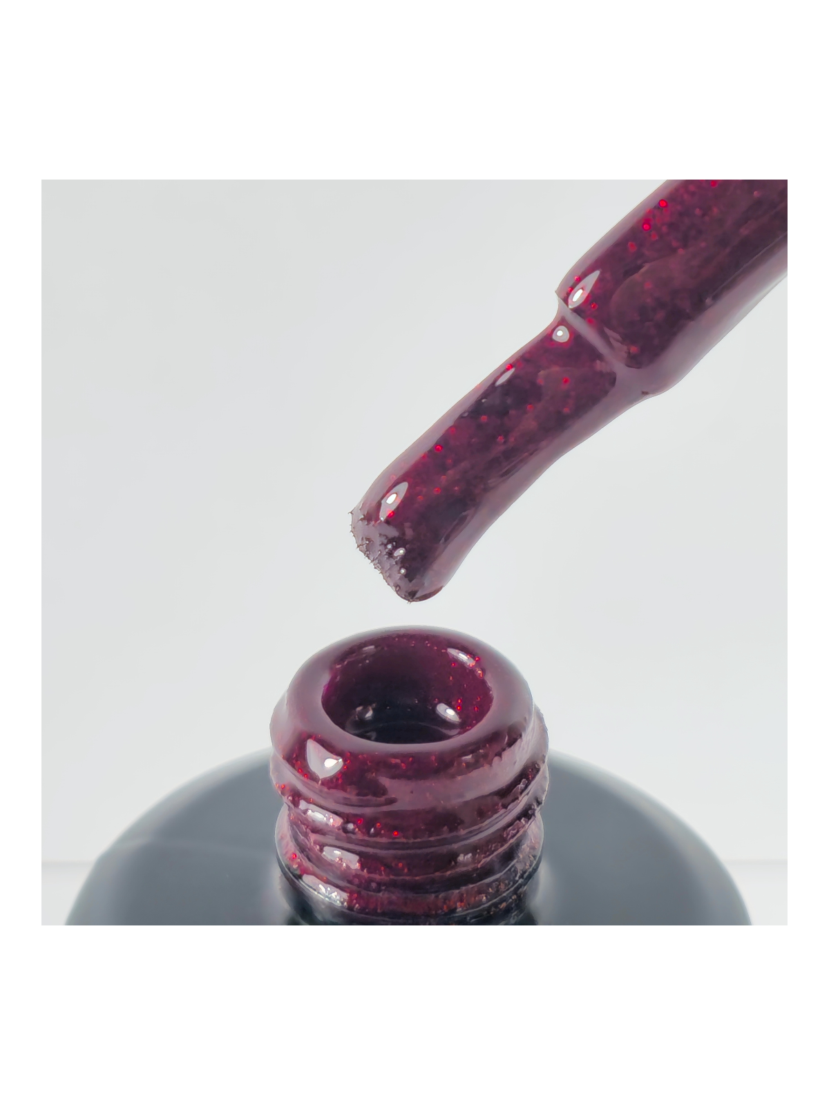 Run Run Rudolph – Semi-Permanent UV/LED Glitter Burgundy Nail Polish