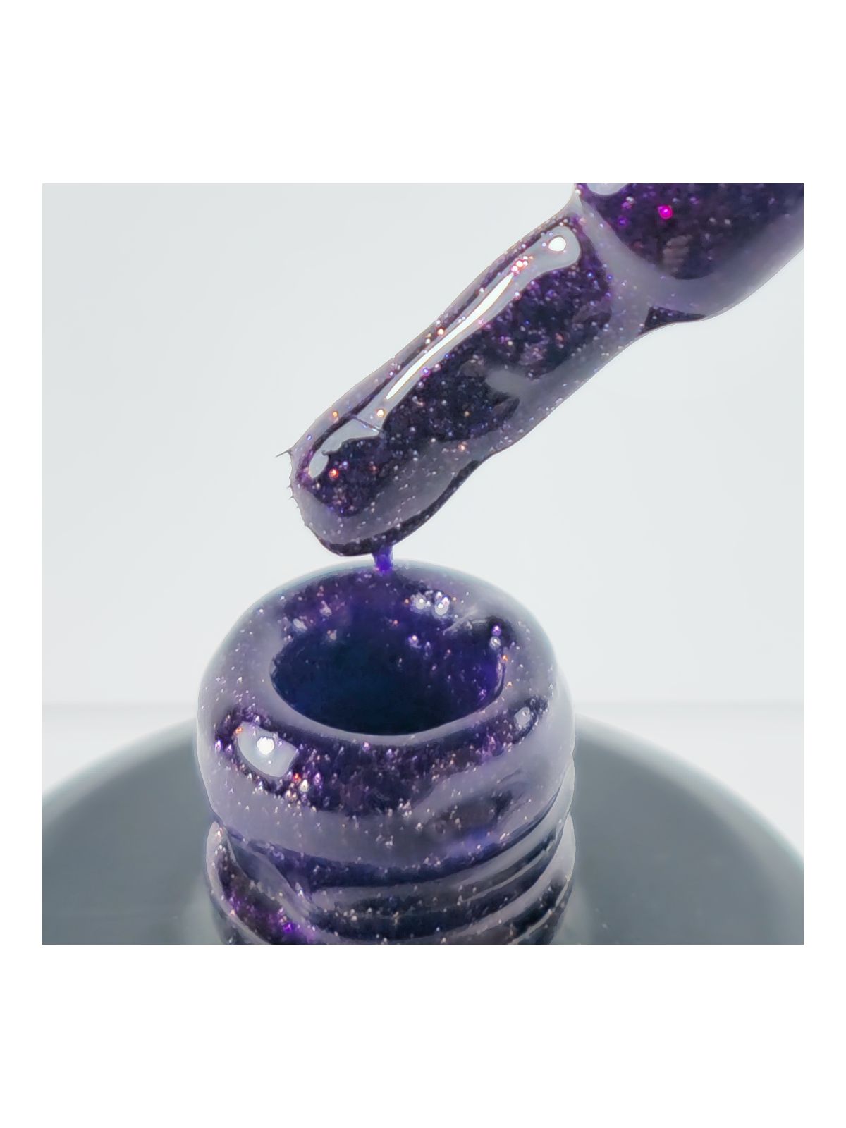 Ave Maria – Semi-permanenter UV/LED Nagellack Glitzermalve Multicolor