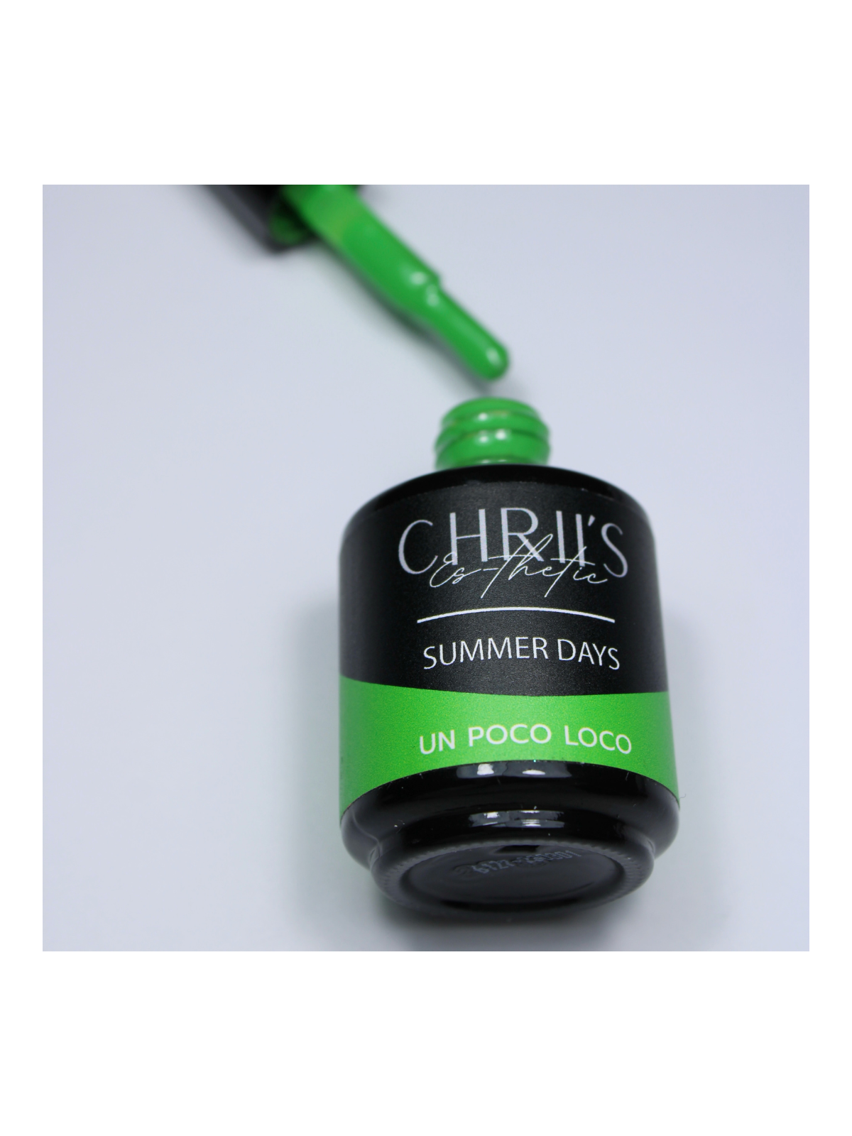 Un Poco Loco – Semi-Permanent UV/LED Green Nail Polish | 15 ml